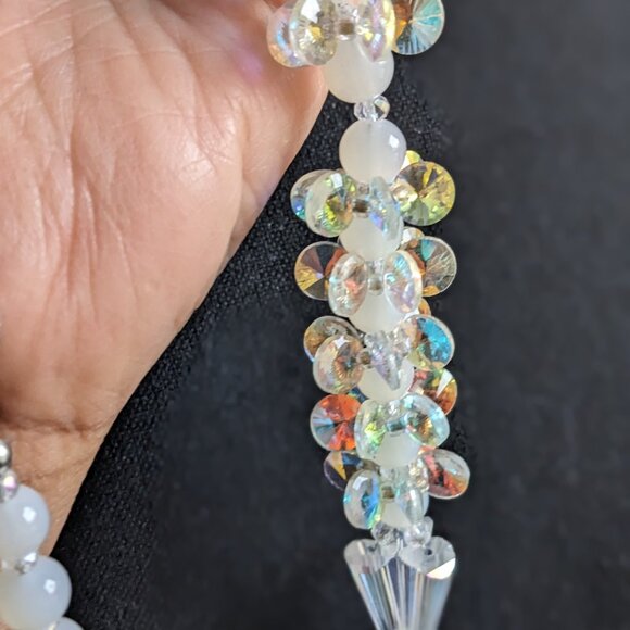vintage Aurora Borealis rhinestone and crystal bead necklace other signs of use. - Picture 2 of 10